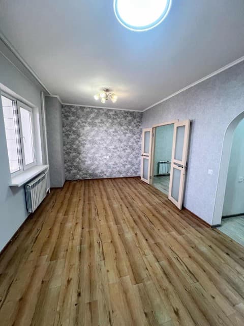 1 комн., 42 м², Монолитно-каркасный, Крестьянский рынок, стадион "Туймаада" 5