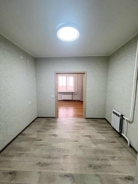 1 комн., 42 м², Монолитно-каркасный, Крестьянский рынок, стадион "Туймаада" 4