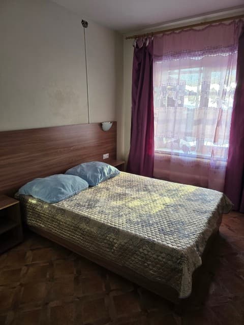 Больше 4 комн., 112 серия, 103 квартал (Ростелеком)