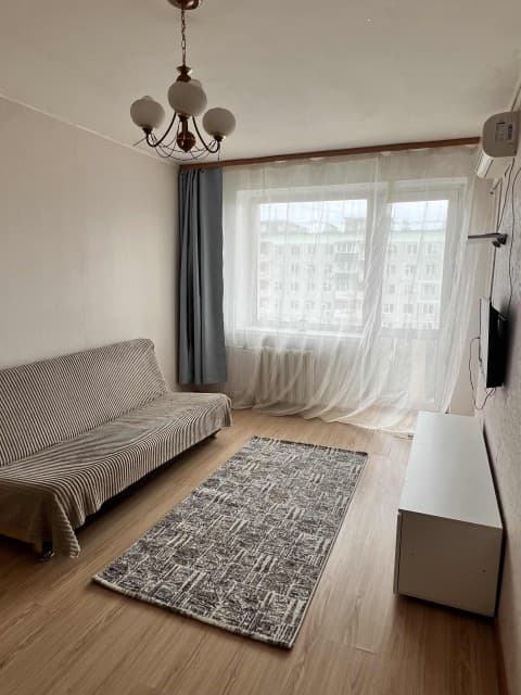 1 комн., 30 м², Блочный, ТЦ "Олонхо" 3
