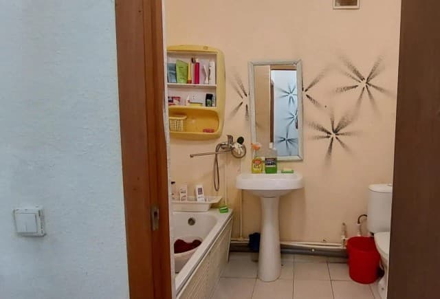 1 комн., 301 м², Блочный, Маганский тракт 5