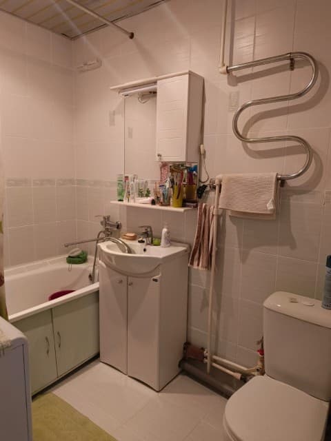 4 комн., 71 м², КПД, Центр - район пл. Орджоникидзе 6
