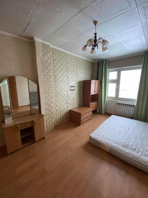 1 комн., 38 м², Инд. планировка, Студгородок 4