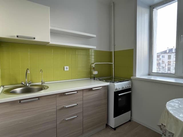 1 комн., 28 м², Хрущевка, Авиапорт 4