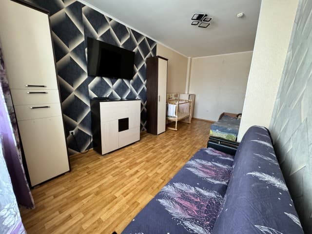 1 комн., 38 м², Другое, Крестьянский рынок, стадион "Туймаада" 7