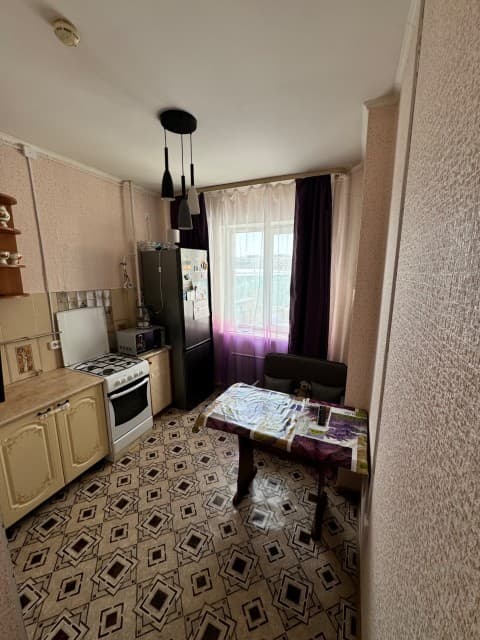 1 комн., 38 м², Другое, Крестьянский рынок, стадион "Туймаада" 3