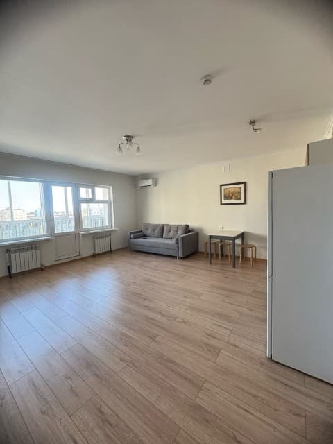 Студия, 45 м², Монолитно-каркасный, Крестьянский рынок, стадион "Туймаада" 2