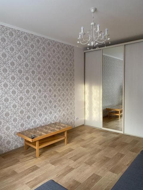 1 комн., 112 серия, Центр - район пл. Дружбы 5