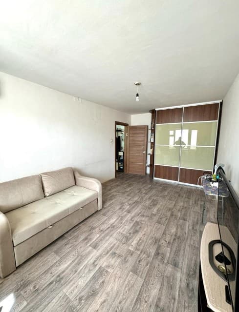 1 комн., 37 м², КПД, Центр - район пл. Дружбы