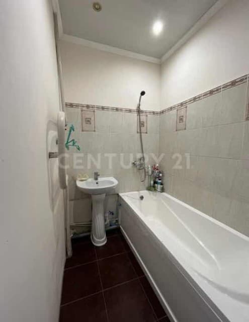 1 комн., 34 м², Сталинка, Сайсары 3