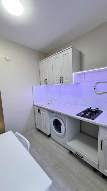 1 комн., 30 м², Блочный, Автовокзал 3