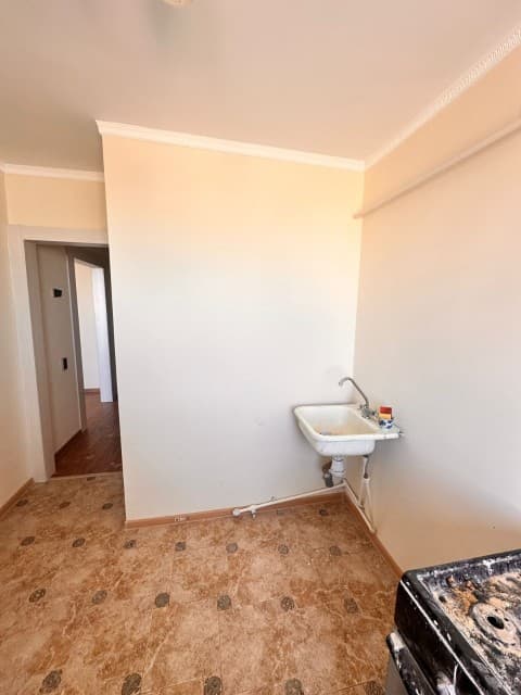 1 комн., 30 м², Блочный, Жатай 10
