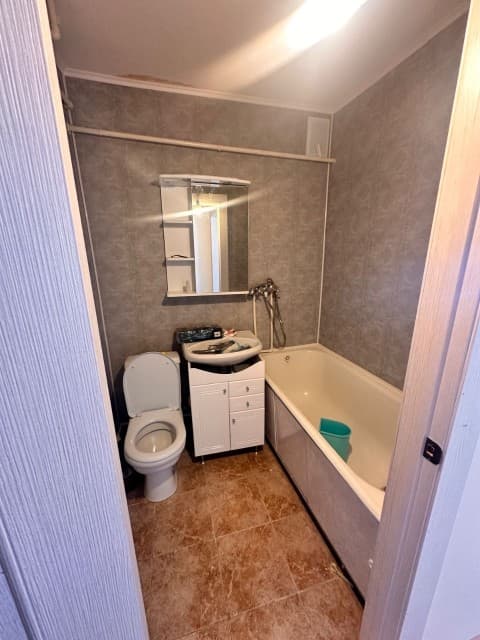 1 комн., 30 м², Блочный, Жатай 4
