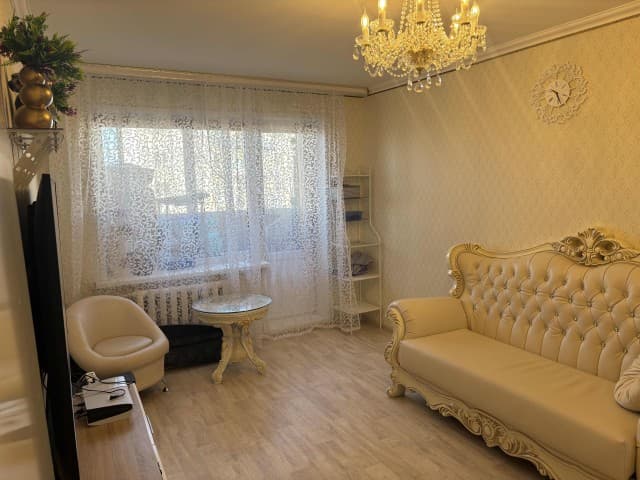 4 комн., 72 м², Блочный, Жатай 4