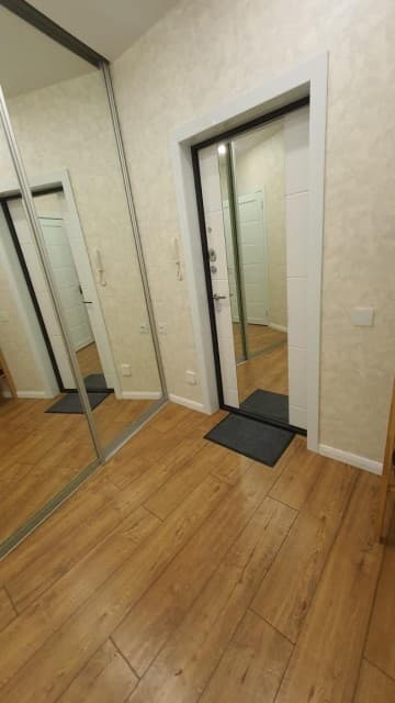 1 комн., 33 м², Монолитно-каркасный 10