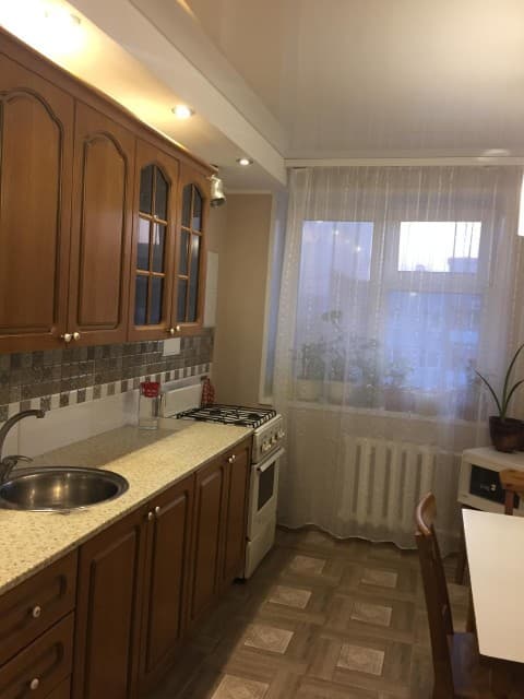 4 комн., 72 м², КПД, Авиапорт 9