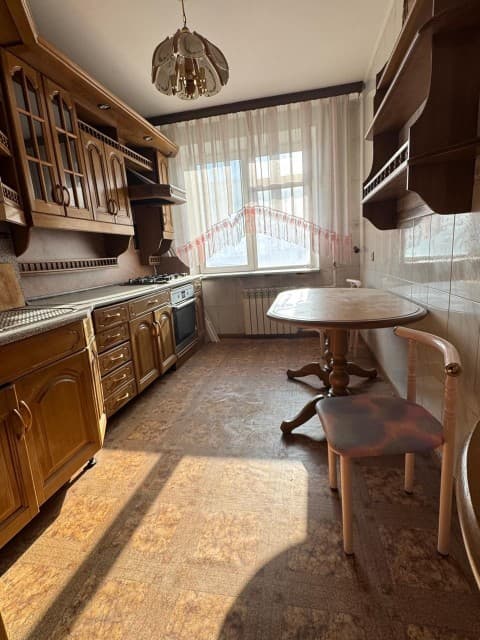 4 комн., 72 м², КПД, Старый город 3