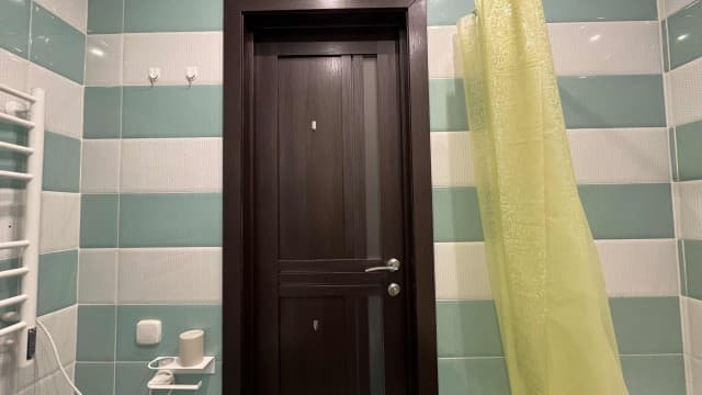 1 комн., 41 м², Монолитно-каркасный, Областная больница, рынок "Манньыаттаах" 8
