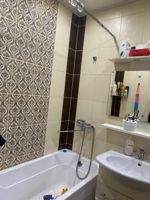 1 комн., 41 м², Монолитно-каркасный, 17 квартал 2