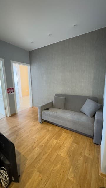 1 комн., 40 м², Монолитно-каркасный, Автодорожная 5