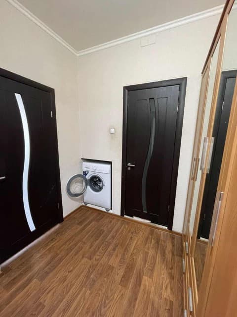 1 комн., 38 м², Инд. планировка, Площадь Победы 3