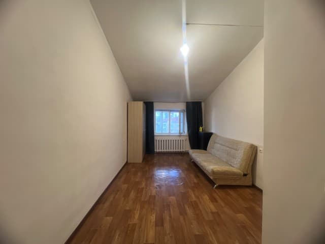 1 комн., 41 м², Инд. планировка, Областная больница, рынок "Манньыаттаах" 6