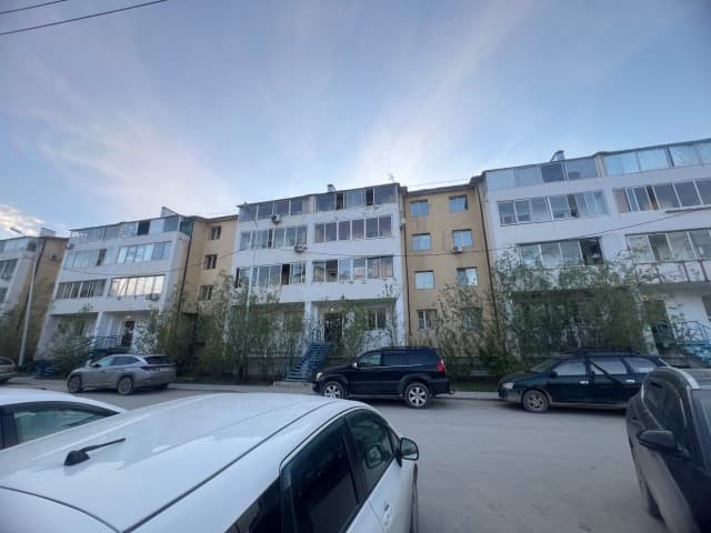 1 комн., 41 м², Инд. планировка, Областная больница, рынок "Манньыаттаах" 4