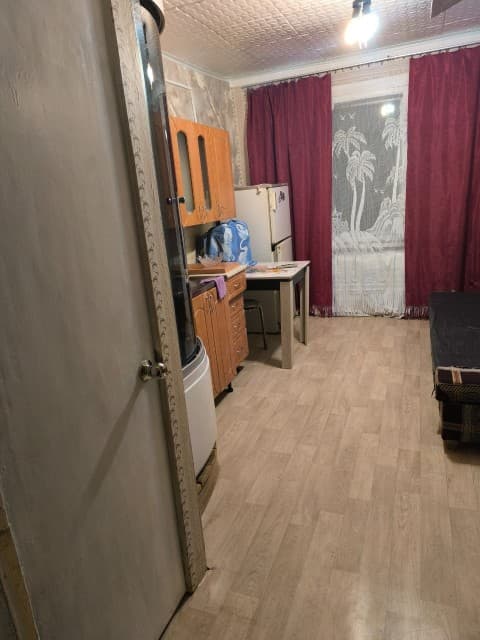 1 комн., 13 м², Дерев. б/у, Манчаары 3