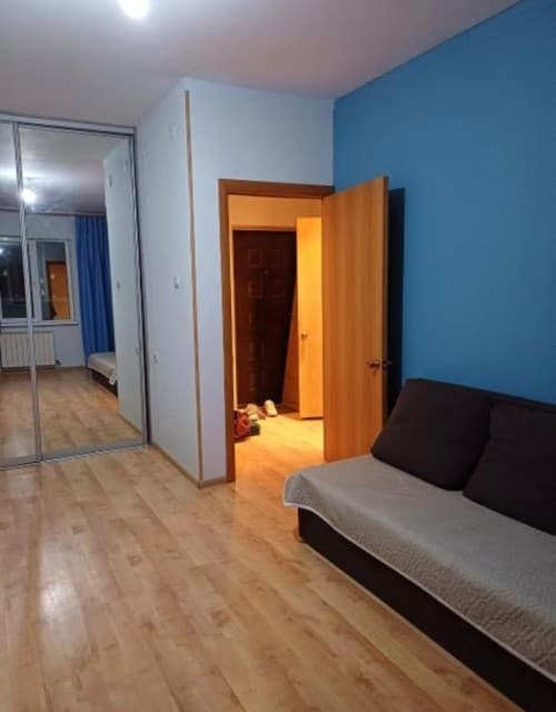1 комн., 40 м², Монолитно-каркасный, Крестьянский рынок, стадион "Туймаада"