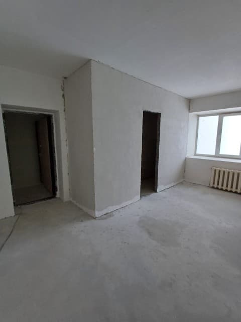1 комн., 37 м², Блочный, Кинотеатр Лена 6