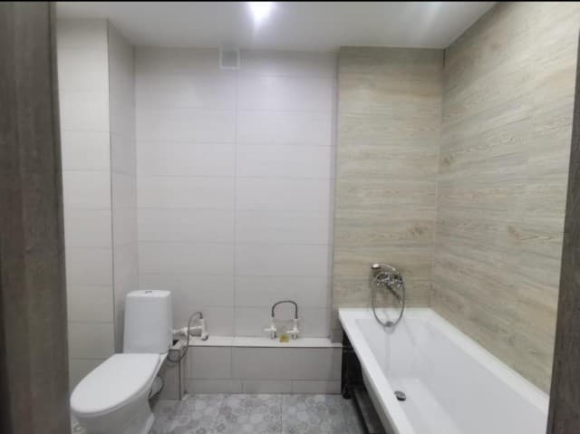 1 комн., 37 м², Монолитно-каркасный, Автодорожная 5