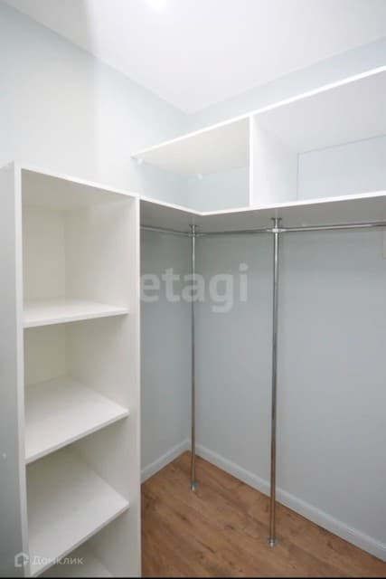 1 комн., 44 м², Монолитно-каркасный, Площадь Победы 13