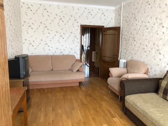 1 комн., 112 серия, Центр - район пл. Дружбы 5