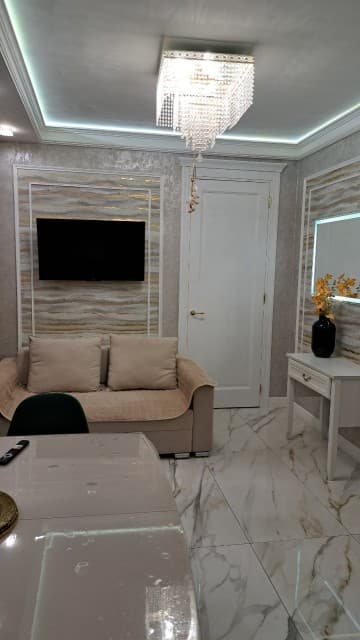 1 комн., 36 м², Монолитно-каркасный, Крестьянский рынок, стадион "Туймаада" 3