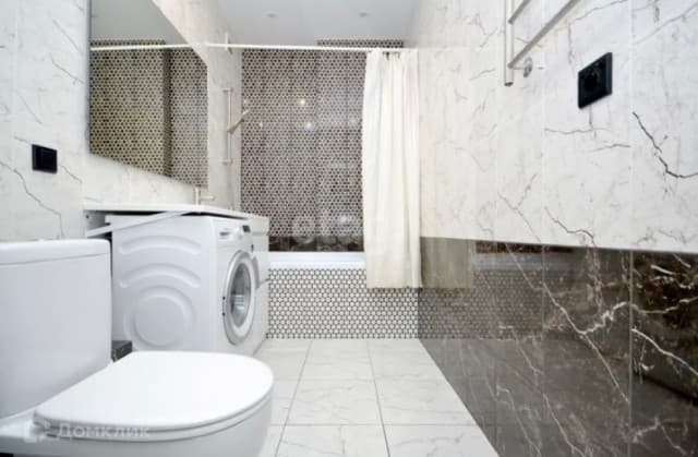 1 комн., 44 м², Монолитно-каркасный, Площадь Победы 8
