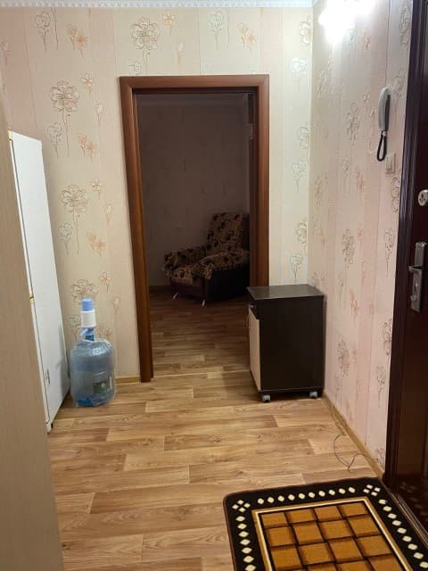 1 комн., 35 м², КПД, Крытый рынок 14
