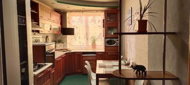 4 комн., КПД, Дом быта 17