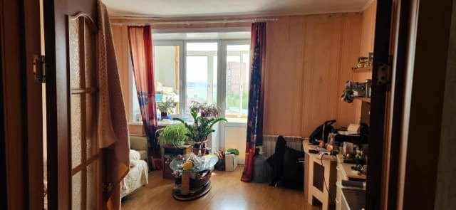 1 комн., 38 м², Блочный, Центр - район пл. Ленина