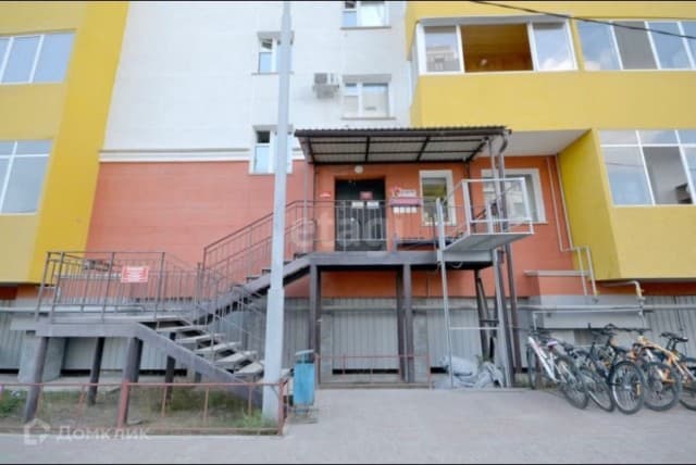 1 комн., 44 м², Монолитно-каркасный, Площадь Победы 10