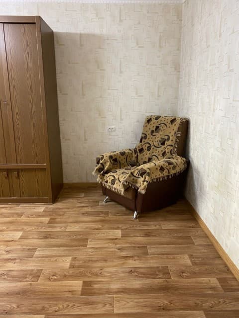 1 комн., 35 м², КПД, Крытый рынок 7