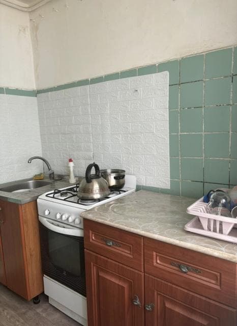 1 комн., 31 м², Блочный, Центр - район пл. Орджоникидзе 5