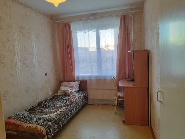 4 комн., 72 м², КПД, 202 мкрн. 7