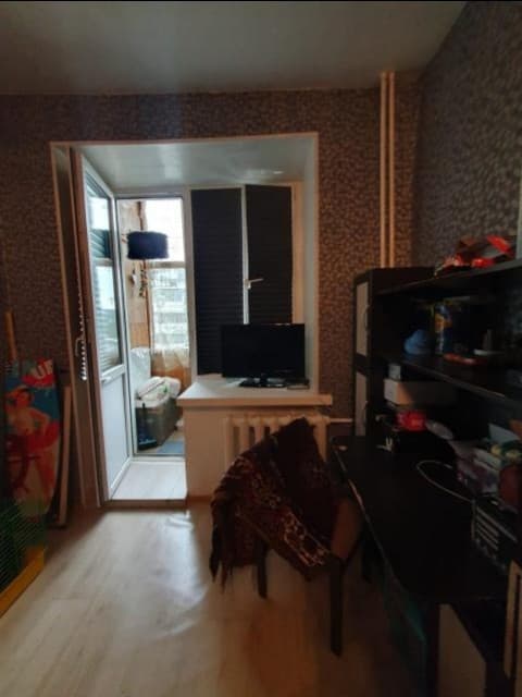 1 комн., 32 м², Блочный, Авиапорт 3