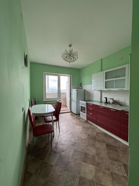 1 комн., 35 м², Монолитно-каркасный, Областная больница, рынок "Манньыаттаах"