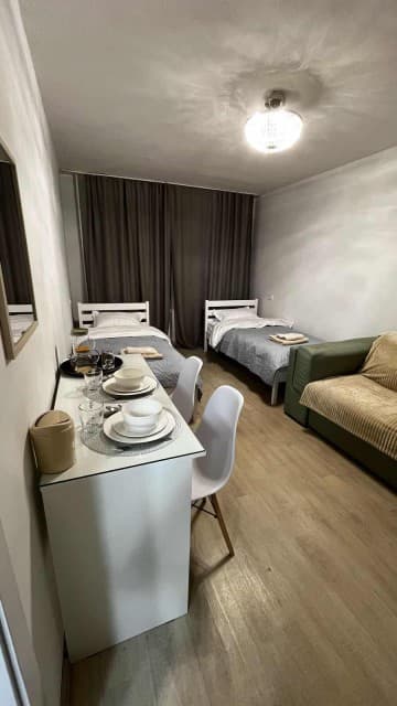 4 комн., 72 м², КПД, Центр - район пл. Орджоникидзе 5