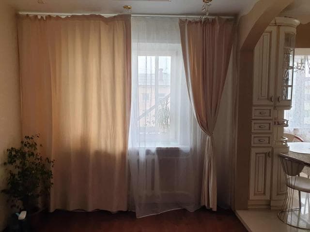 Больше 4 комн., 120 м², 112 серия, Дом быта 4