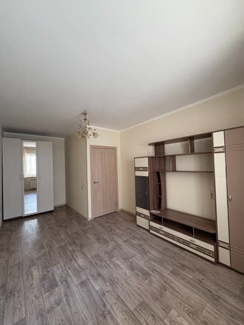1 комн., 35 м², Монолитно-каркасный, Студгородок 6