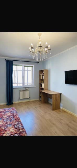 1 комн., 40 м², Монолитно-каркасный, Дом быта 2