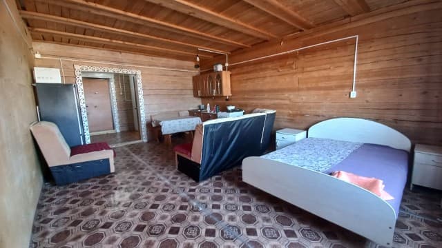 1 комн., 35 м², Дерев. б/у, Улус 5