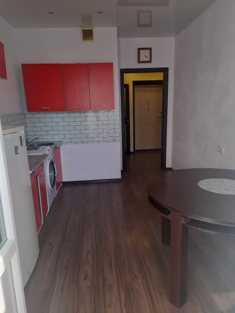1 комн., 37 м², Монолитно-каркасный, Крестьянский рынок, стадион "Туймаада" 8